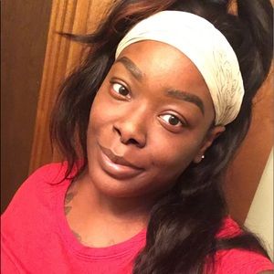 Meet your Posher, Joy